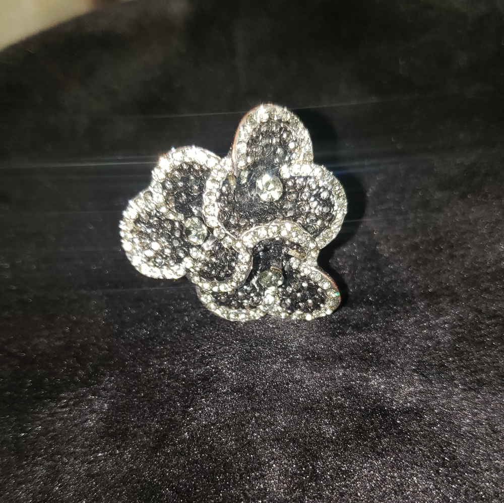 Black and diamond rhinestone ring